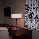 Bed & Breakfast Suite&b